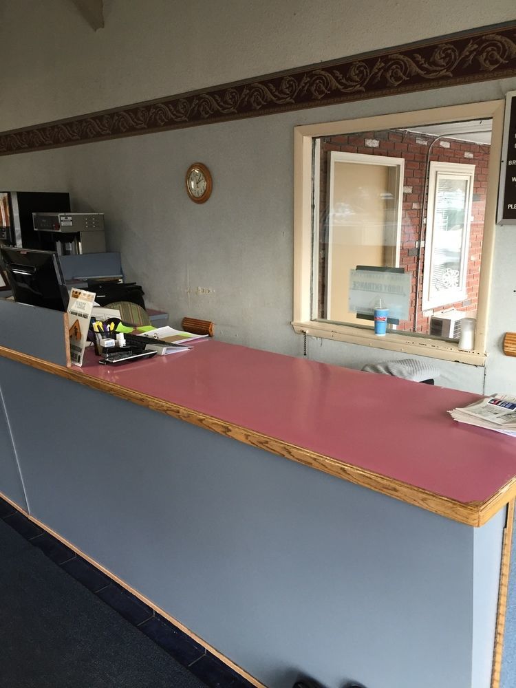 Red Carpet Inn & Suites Albany Airport Exterior foto