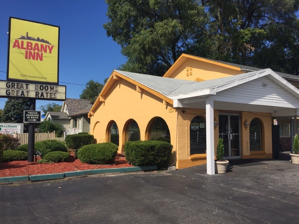 Red Carpet Inn & Suites Albany Airport Exterior foto